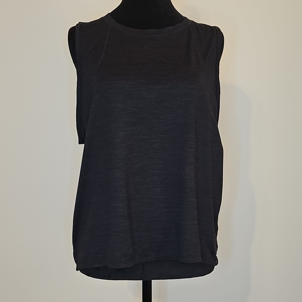Reebok Womens XL Gray Soft Knit Like Activewear Tank Top Keyhole Back